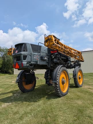 Image of Hagie STS12 equipment image 4