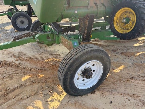 2022 Horst CHCFX Equipment Image0