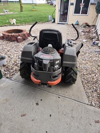 Image of Husqvarna Z248F equipment image 3