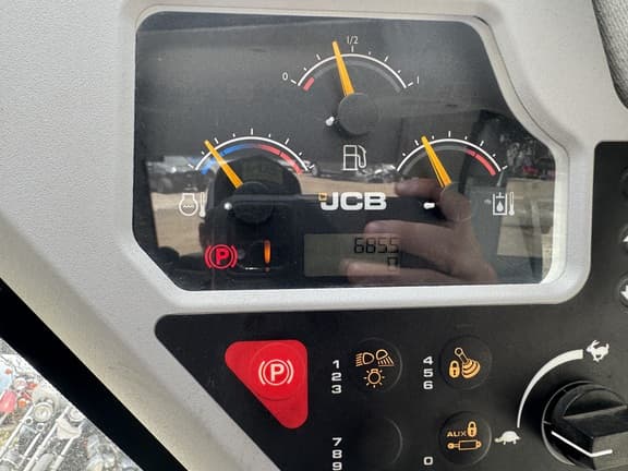 Image of JCB 270T equipment image 4