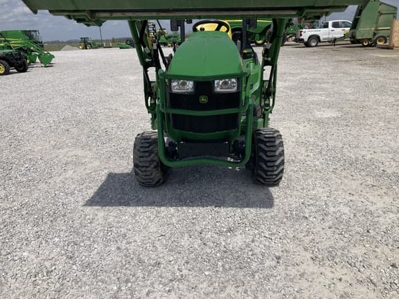 Image of John Deere 1023E equipment image 3