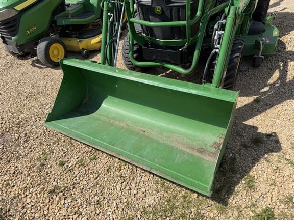 Image of John Deere 1023E equipment image 2
