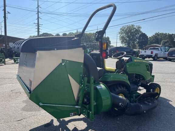 Image of John Deere 1023E equipment image 2