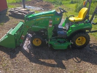2022 John Deere 1023E Equipment Image0
