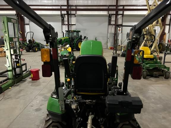Image of John Deere 1025R equipment image 3