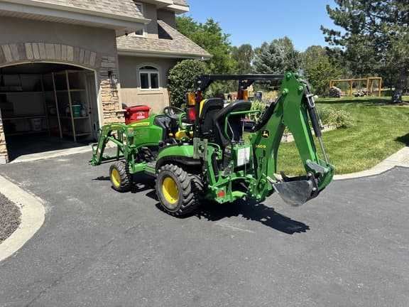 Image of John Deere 1025R equipment image 3