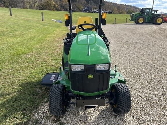 Image of John Deere 1025R equipment image 2