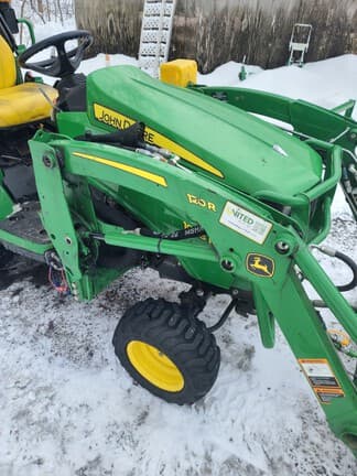 Image of John Deere 1025R equipment image 1