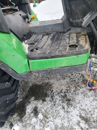Image of John Deere 1025R equipment image 3
