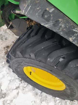 Image of John Deere 1025R equipment image 4
