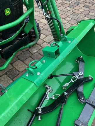 Image of John Deere 1025R equipment image 4