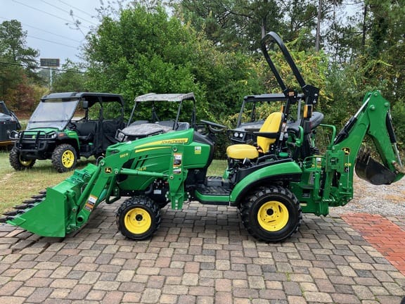 2022 John Deere 1025R Equipment Image0