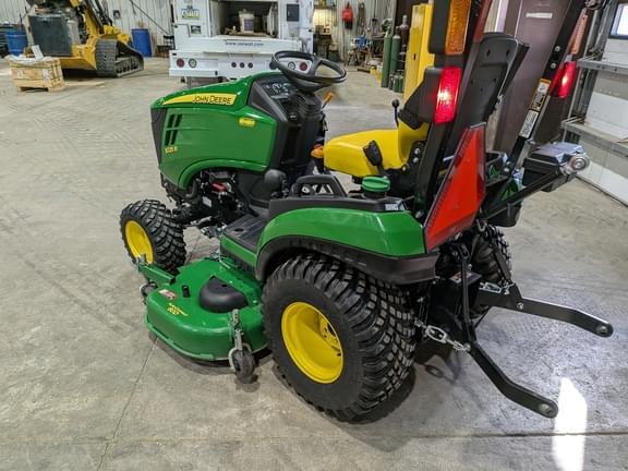 Image of John Deere 1025R equipment image 4
