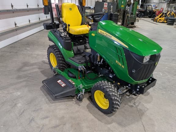 Image of John Deere 1025R equipment image 3
