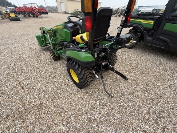 Image of John Deere 1025R equipment image 4