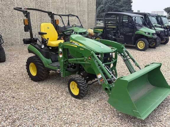 2022 John Deere 1025R Equipment Image0