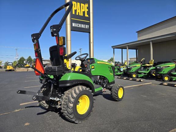 Image of John Deere 1025R equipment image 3