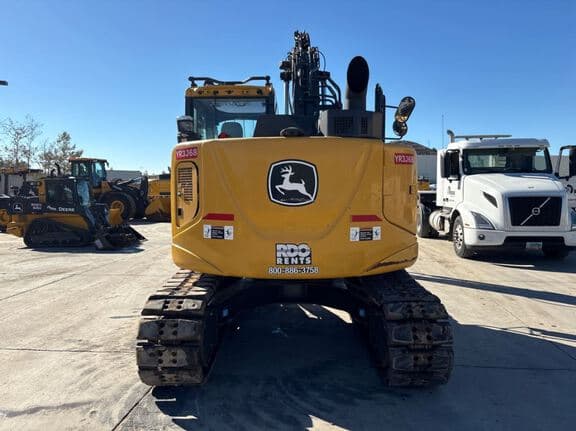 Image of John Deere 135G equipment image 3