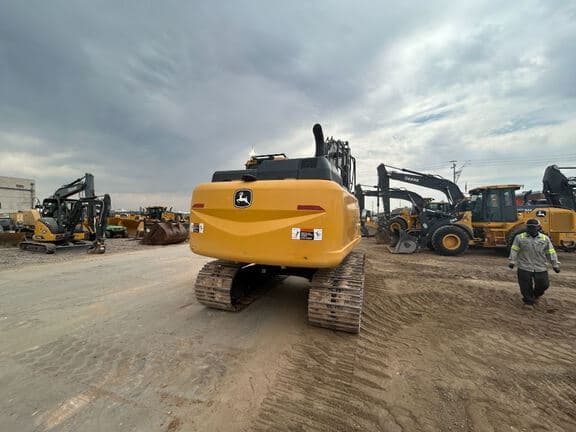 Image of John Deere 160GLC equipment image 2