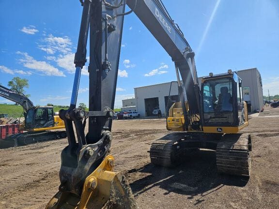 2022 John Deere 160GLC Equipment Image0