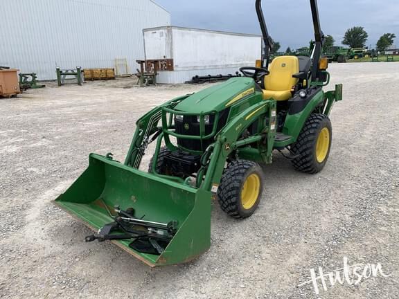 Image of John Deere 2025R equipment image 1