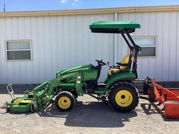 Image of John Deere 2025R equipment image 1