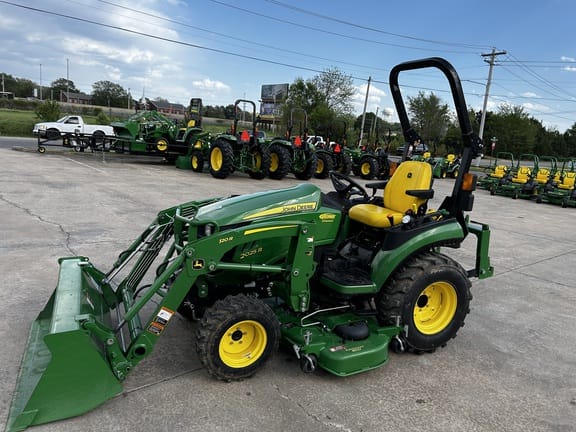 2022 John Deere 2025R Equipment Image0