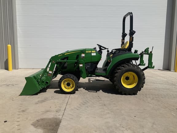 Image of John Deere 2032R Primary image