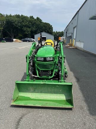 Image of John Deere 2038R equipment image 3