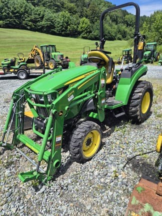 Image of John Deere 2038R equipment image 3