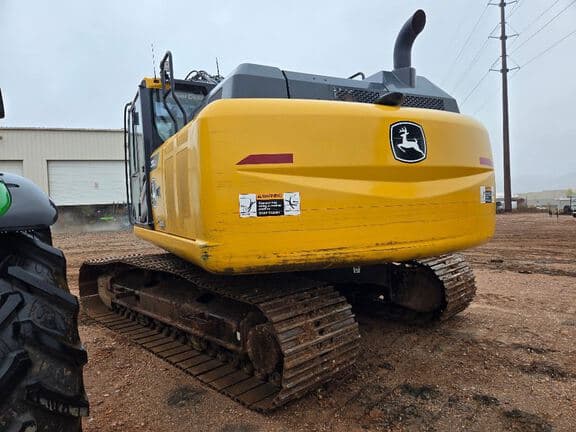 Image of John Deere 210GLC equipment image 1