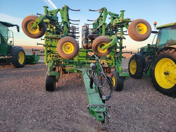 Image of John Deere 2230 equipment image 2