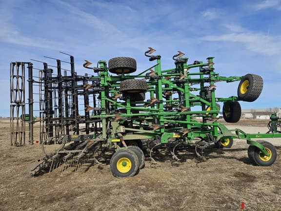 Image of John Deere 2230FH equipment image 3