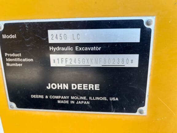Image of John Deere 245G equipment image 4