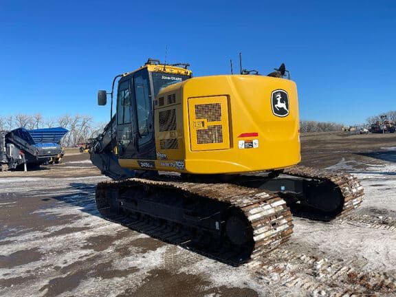 Image of John Deere 245G equipment image 4