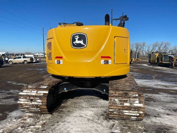 Image of John Deere 245G equipment image 3