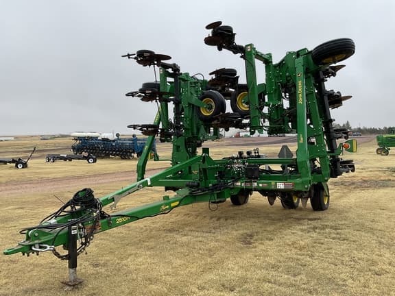 Image of John Deere 2510H Primary image