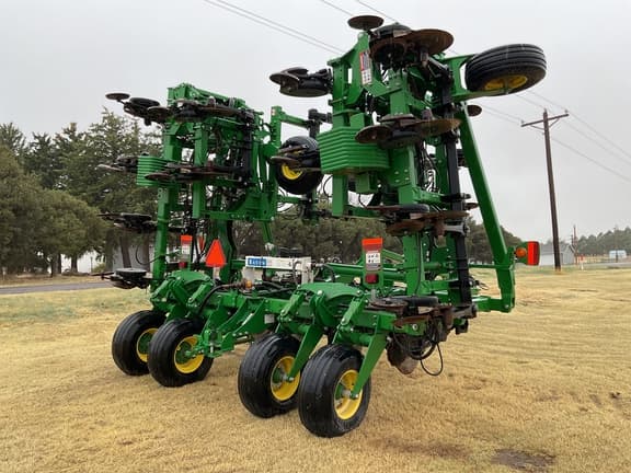Image of John Deere 2510H equipment image 4