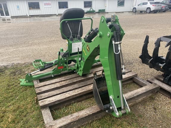 Image of John Deere 260B equipment image 2