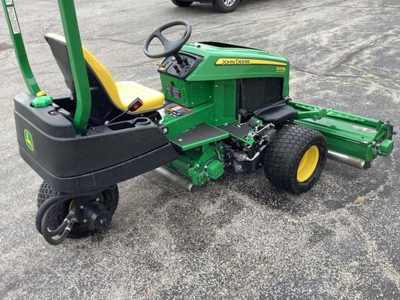 Image of John Deere 2653B equipment image 3