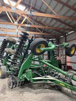 Image of John Deere 2660VT Primary image