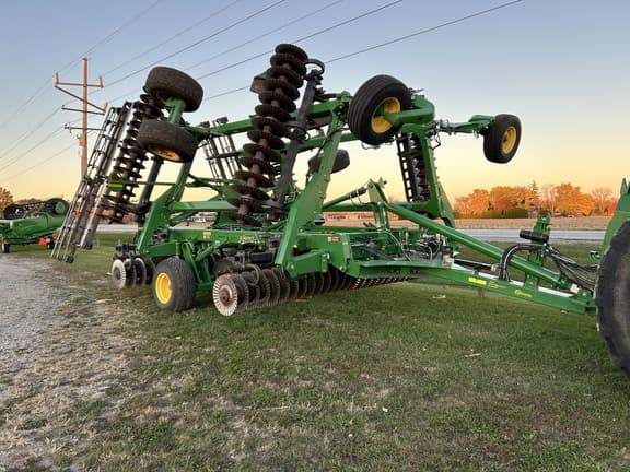 Image of John Deere 2660VT Primary image