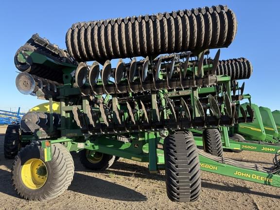 Image of John Deere 2680H equipment image 1