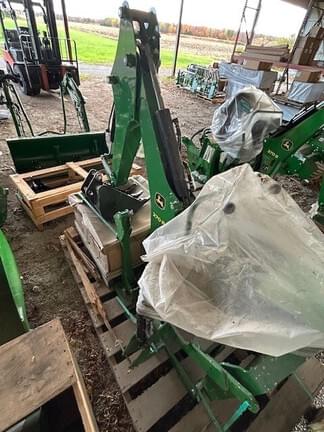Image of John Deere 270B equipment image 3