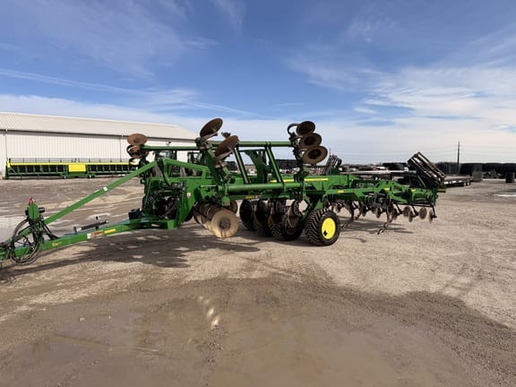 2022 John Deere 2730 Equipment Image0