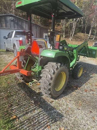 Image of John Deere 3025D equipment image 2