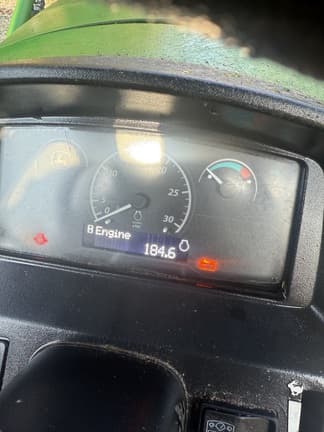 Image of John Deere 3025D equipment image 4