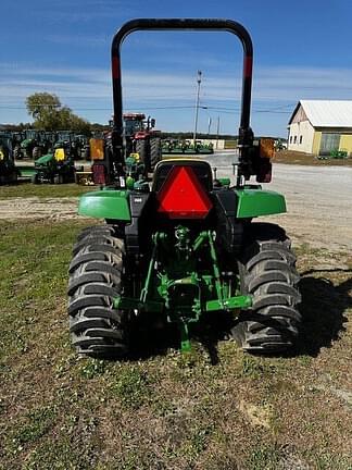 Image of John Deere 3025D equipment image 3