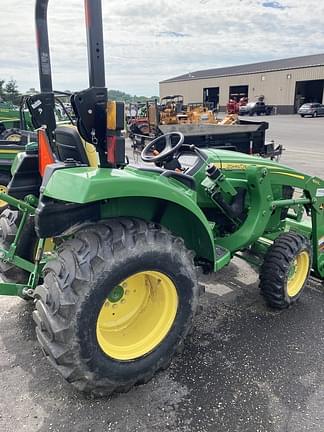 Image of John Deere 3025D equipment image 3