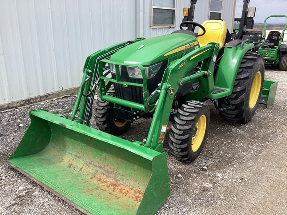 2022 John Deere 3025E Equipment Image0